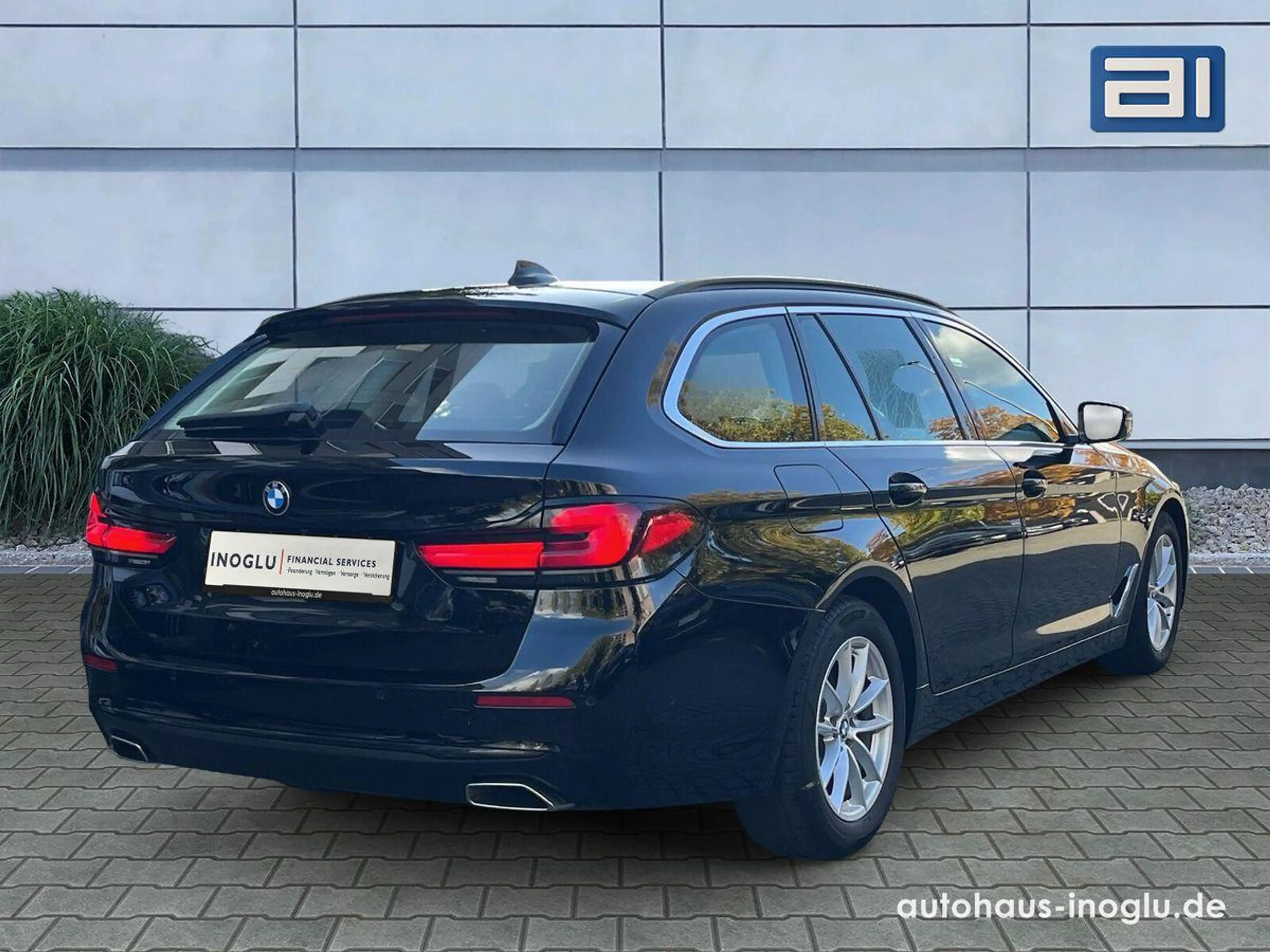 BMW 520 dA Live Cockpit Professional+Leder+Pano+Lenk/SHZ+R — photo 9