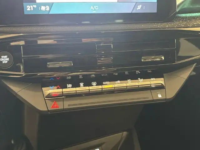 Renault Clio view 12