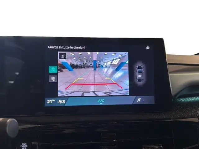 Renault Clio view 9