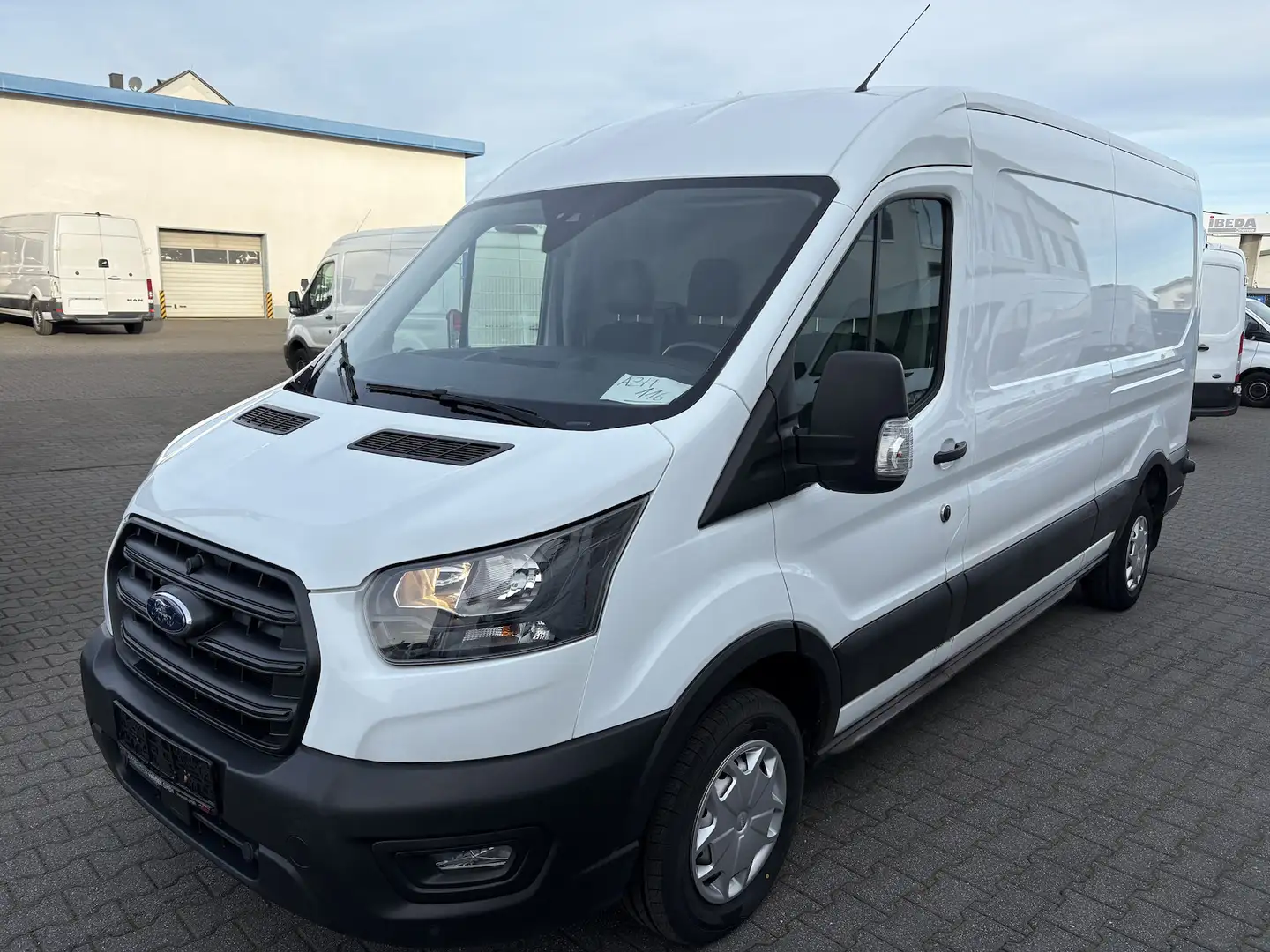 Ford Transit Kasten L3H2 Trend 2.0 TDCi, EURO6 Weiß - 1