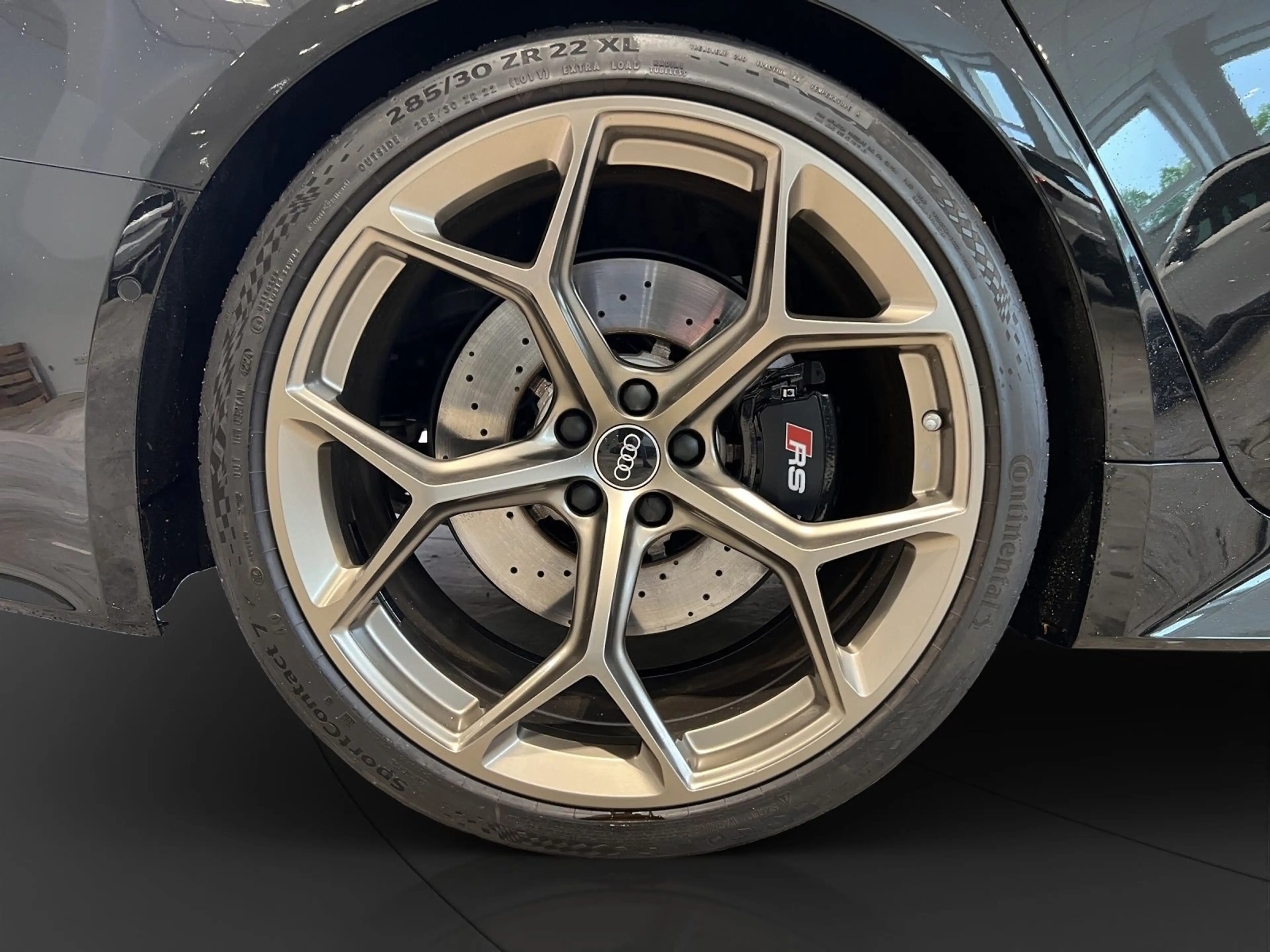 Audi RS6 RS6 Avant performance RS-Abgas AHK Pano LM 22" B — photo 14