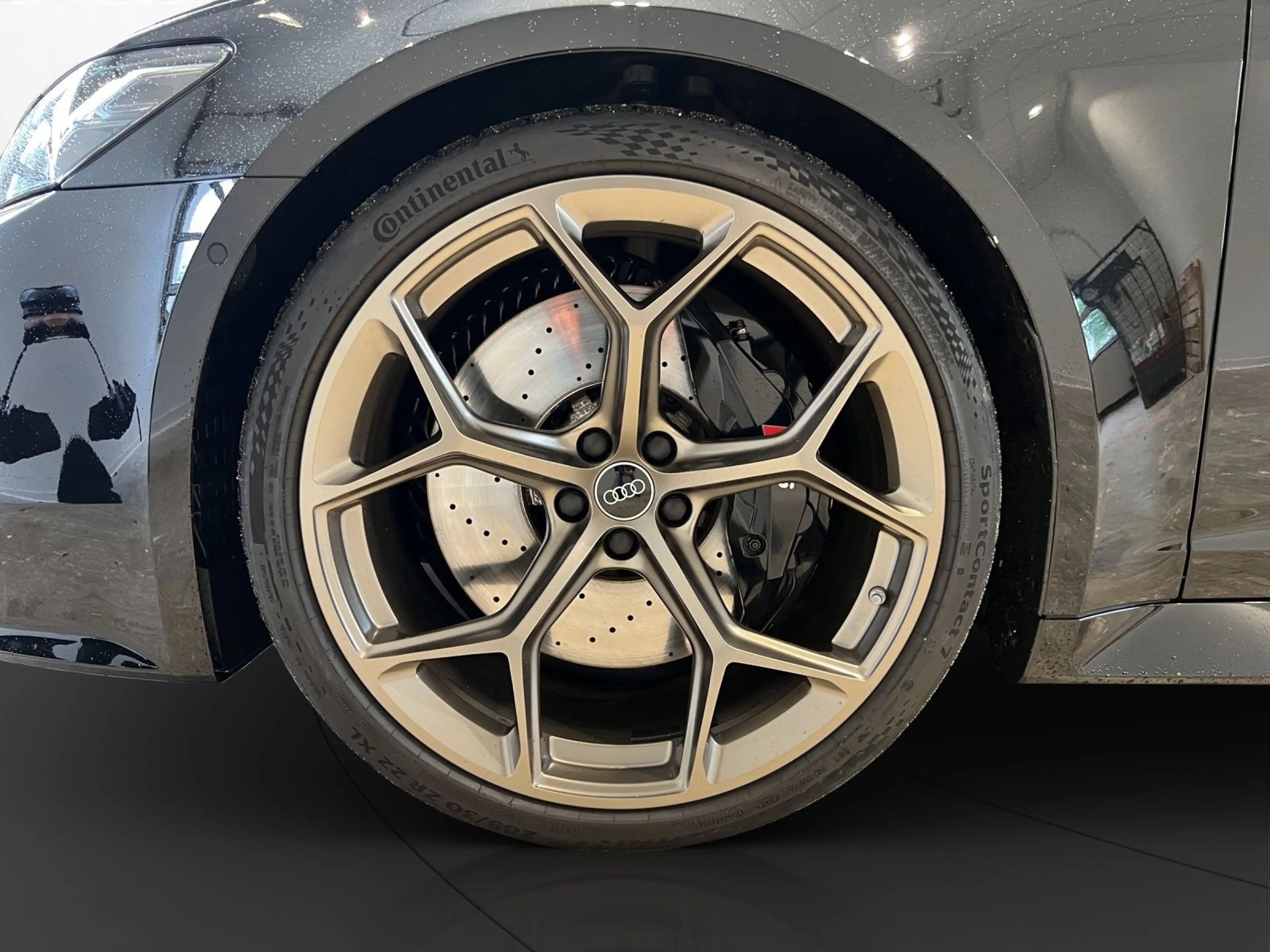 Audi RS6 RS6 Avant performance RS-Abgas AHK Pano LM 22" B — photo 11