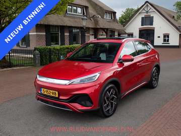 60 kWh PANO / 360* / ACC / WARMTEPOMP / CARPLAY