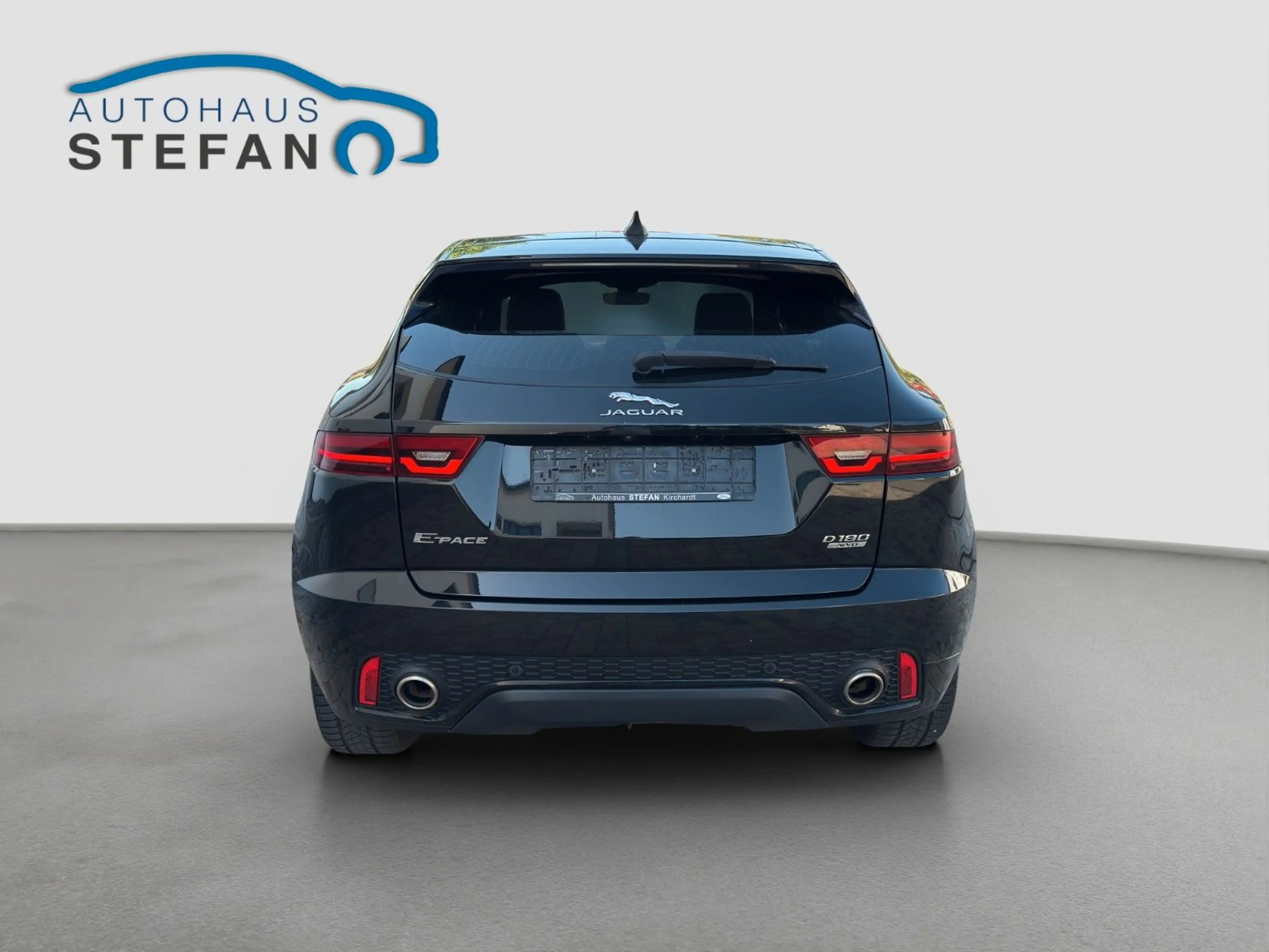 Jaguar E-Pace D180 AWD Aut. R-Dynamic S Black Pack PANO — photo 6