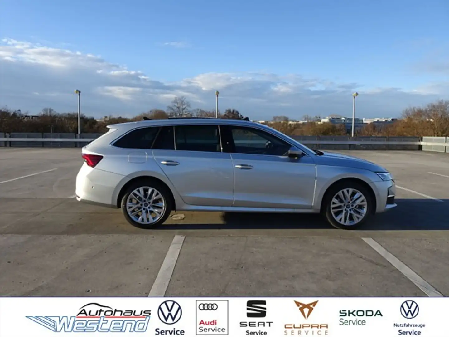 Skoda Octavia Kombi 2.0l TDI 110kW DSG Navi LED Klima Navi Silber - 2