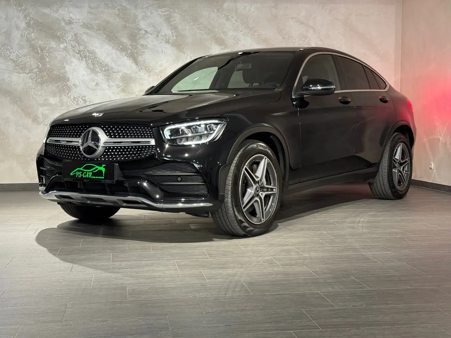 Mercedes-Benz GLC 220 GLC 220 d 4Matic**AMG Line**Erstbesitz**MWST** Schwarz - 2