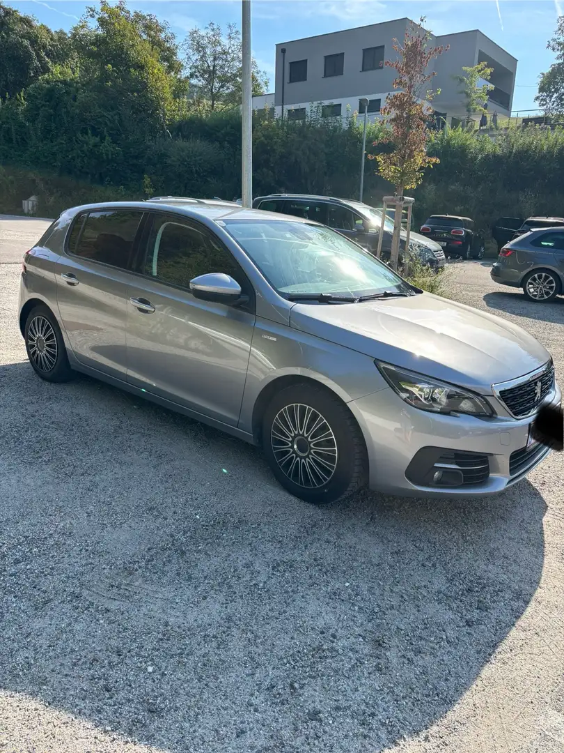 Peugeot 308 Style Edition Pure Tech 110 Grau - 2