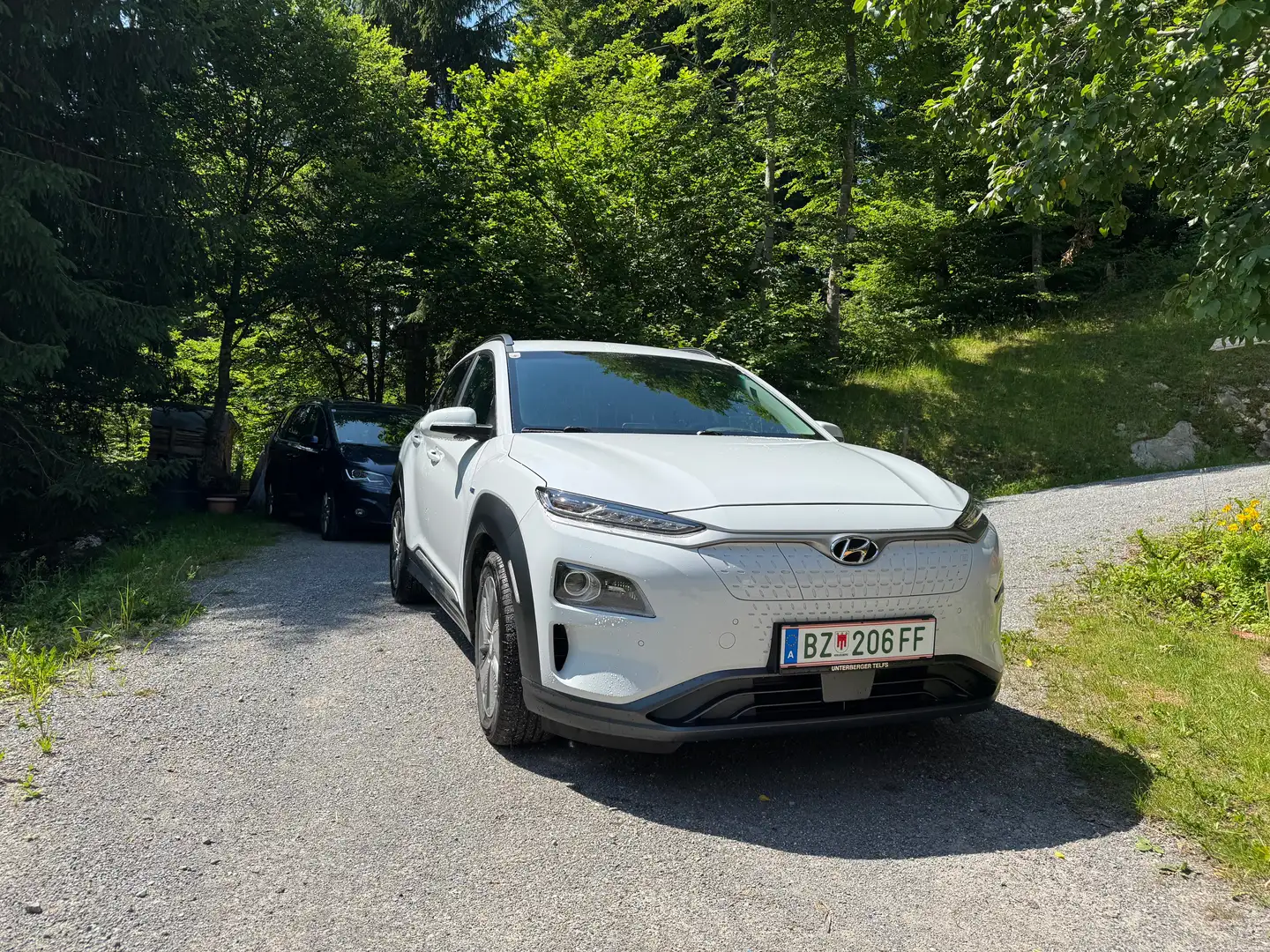 Hyundai KONA Kona Elektro 64kWh Level 5 Level 5 Weiß - 1