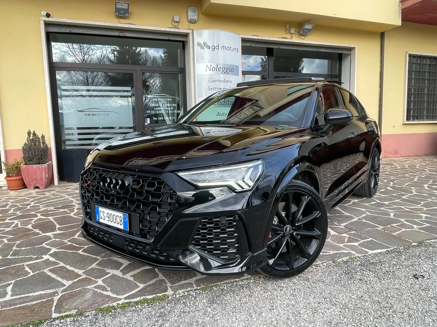 Audi RS Q3 Q3 Sportback RS 2.5 quattro s-tronic Noir - 1