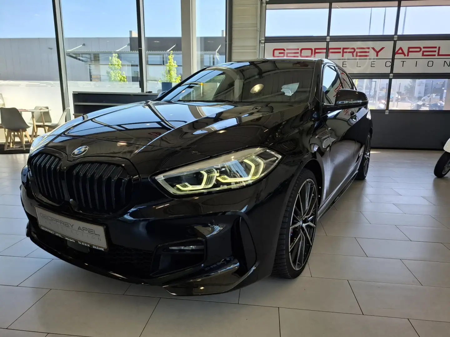 BMW 118 D M SPORT PACKET LED NAVI 1 Hand Negru - 2