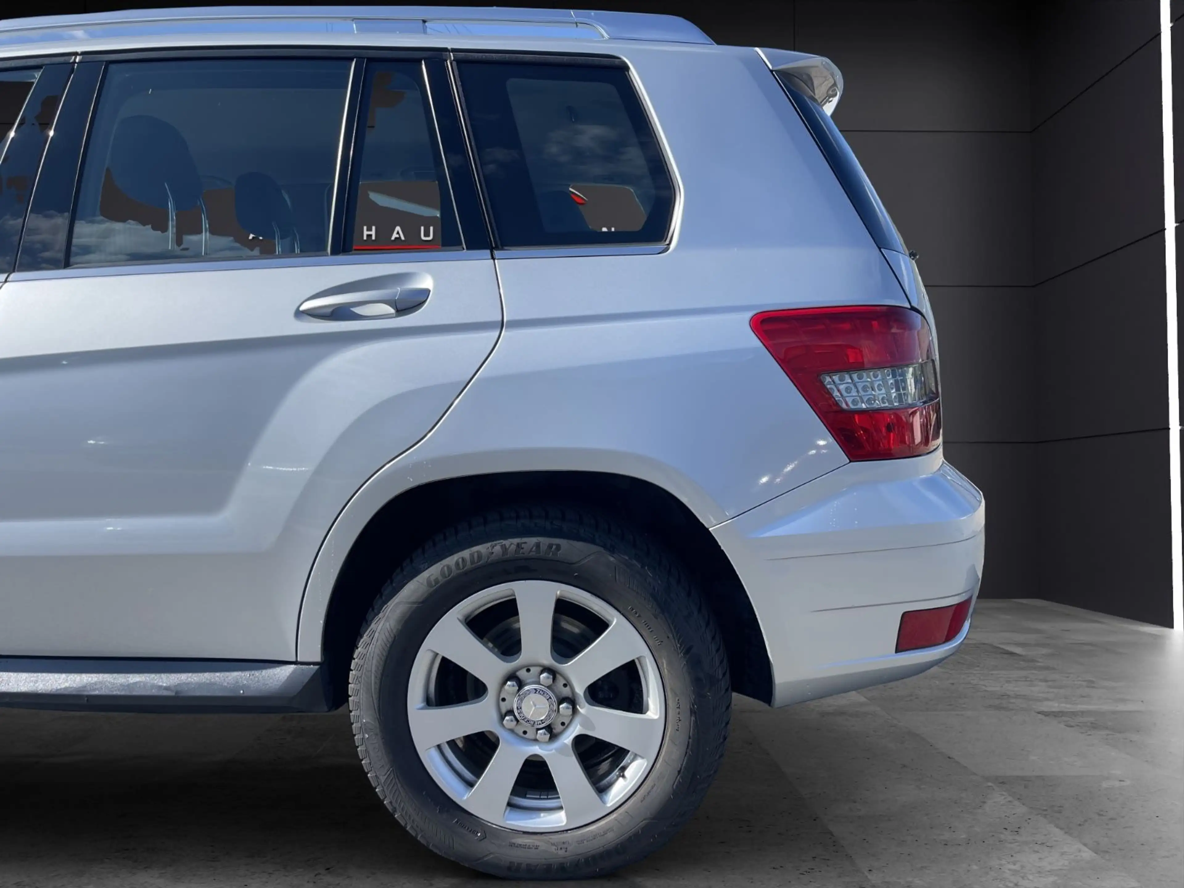 Mercedes-Benz GLK 220 GLK220 CDI*AUTOM.*KLIMA*PDC*NAVI*TEMPOMAT*1.HAND — photo 11