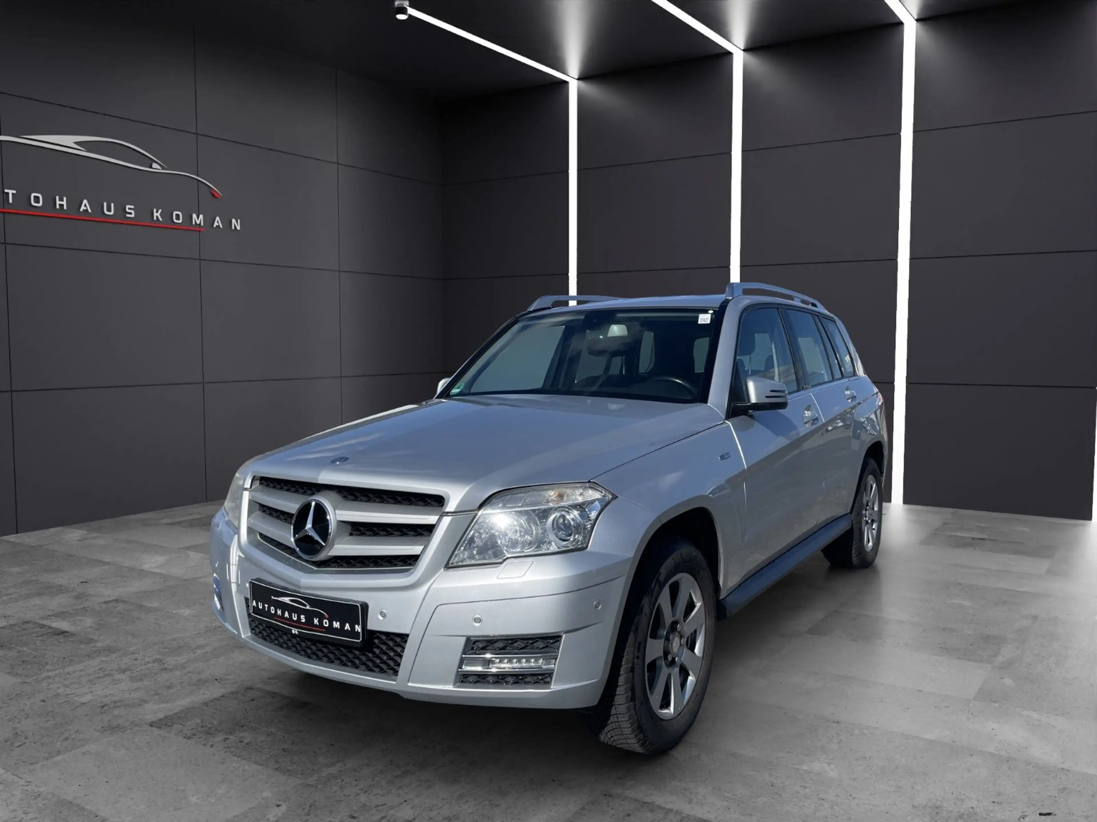 Mercedes-Benz GLK 220 GLK220 CDI*AUTOM.*KLIMA*PDC*NAVI*TEMPOMAT*1.HAND