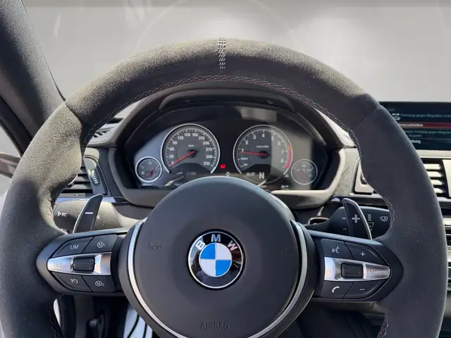 BMW M4 GTS DTM Edition 1 of 200 Ansicht 8