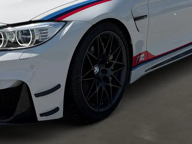 BMW M4 GTS DTM Edition 1 of 200 Ansicht 6