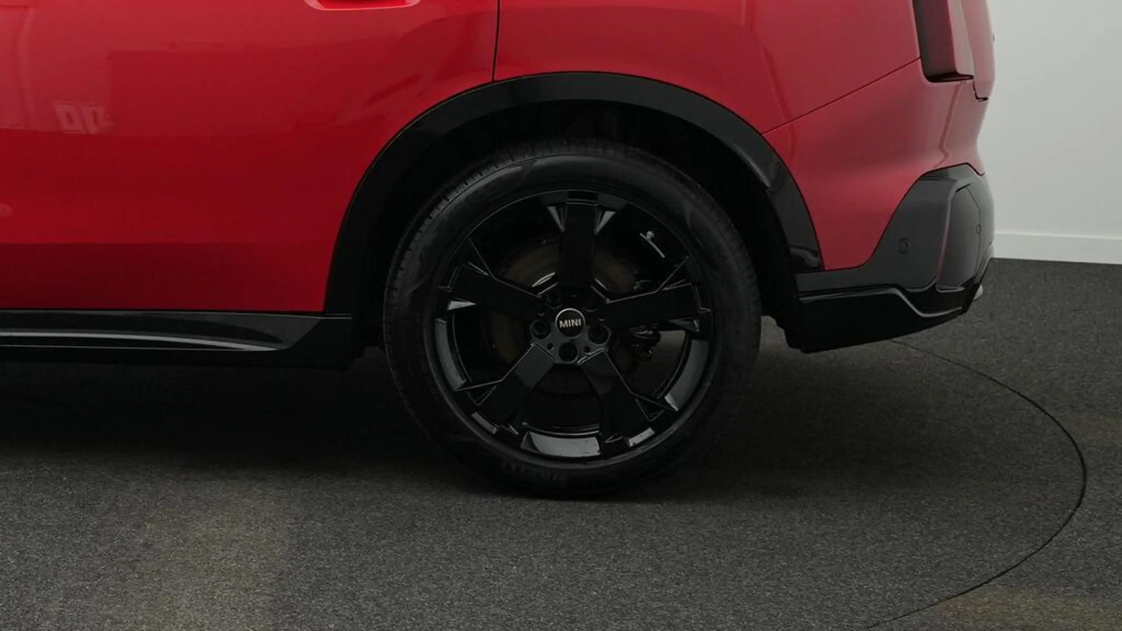 MINI Countryman S All4 John Cooper Works Trim — photo 13