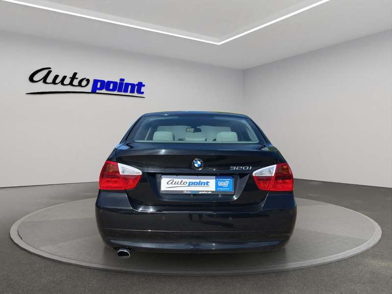BMW 320 i Aut. 1.HAND TÜV/AU NEU — photo 6