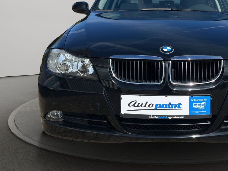 BMW 320 i Aut. 1.HAND TÜV/AU NEU — photo 12