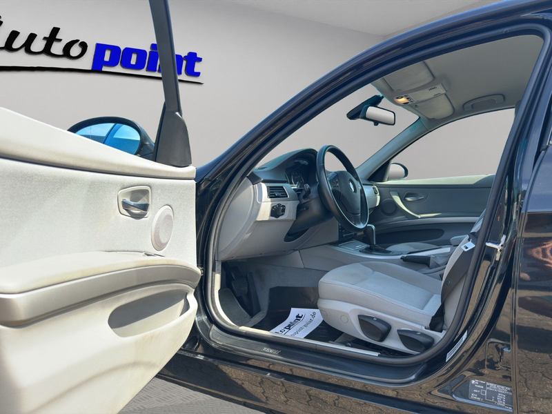 BMW 320 i Aut. 1.HAND TÜV/AU NEU — photo 13