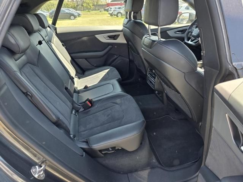Audi Q8 55 TFSI e quattro 2xS-LINE BLACK LUFT GLEICH SICH — photo 4