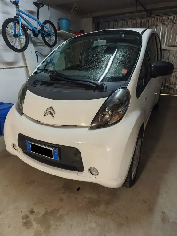 Citroen C-Zero 2017 из Европы — купить под ключ
