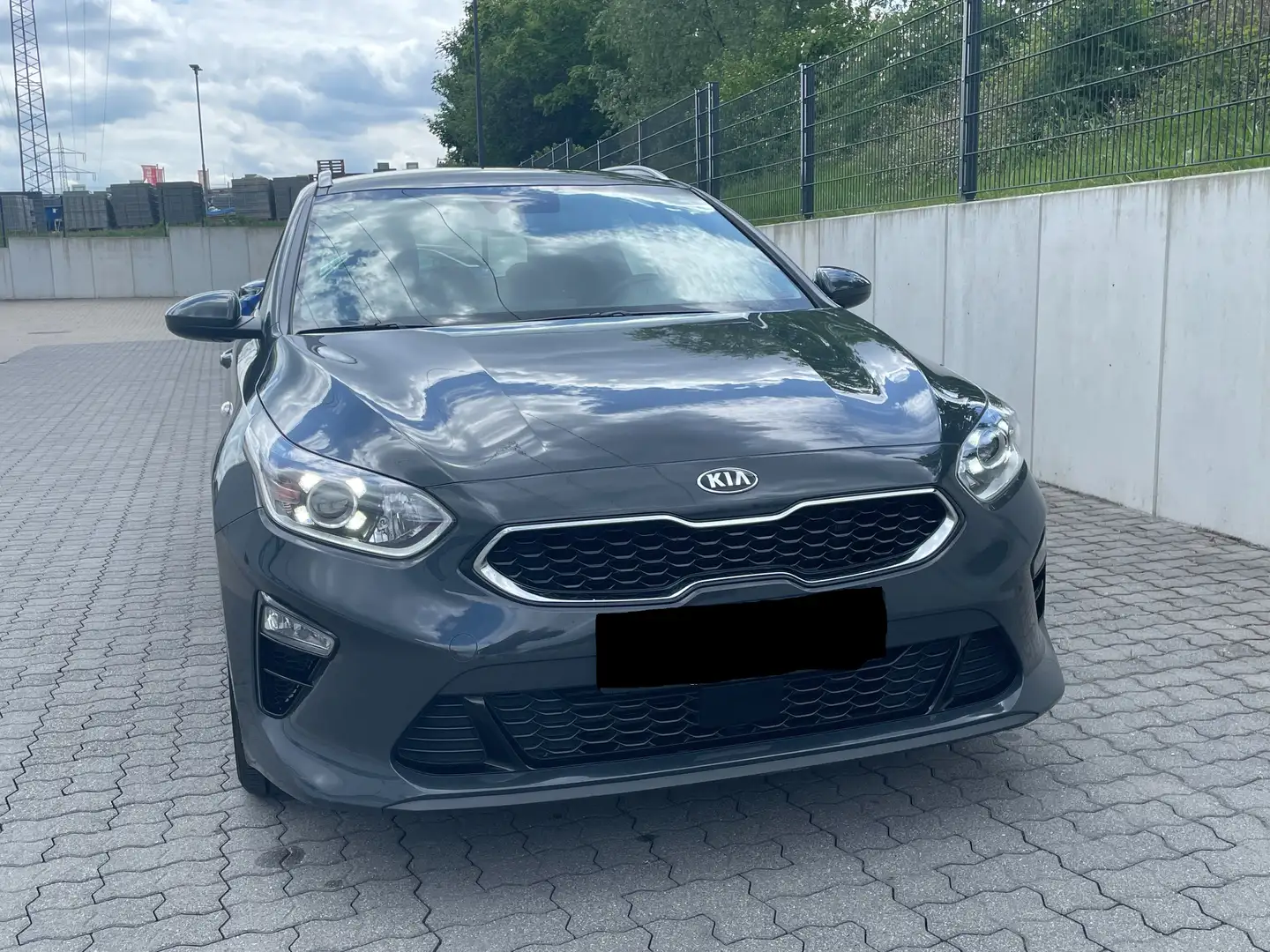 Kia Ceed SW / cee'd SW 1.6 CRDI Vision 48V Mild-Hybrid/Kia Garantie/ACC Gris - 1