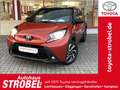 Toyota Aygo X Teamplayer Rot - thumbnail 1