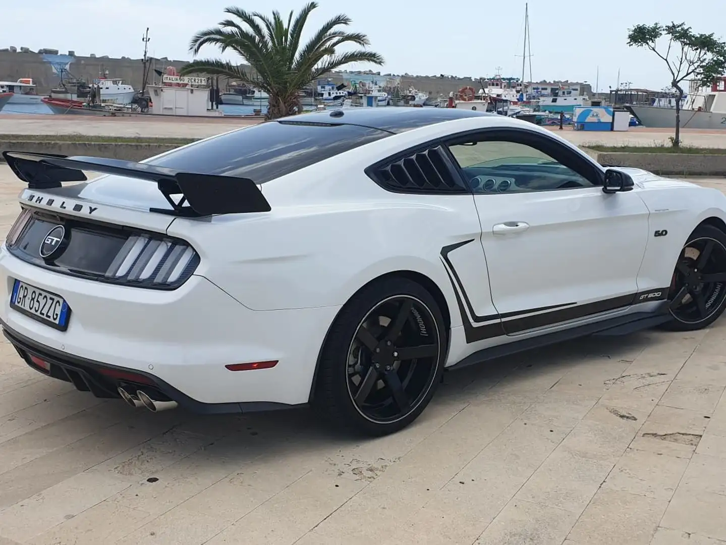 Ford Mustang Mustang+Fastback+5.0+ti-vct+V8+GT+421cv+auto Bianco - 1