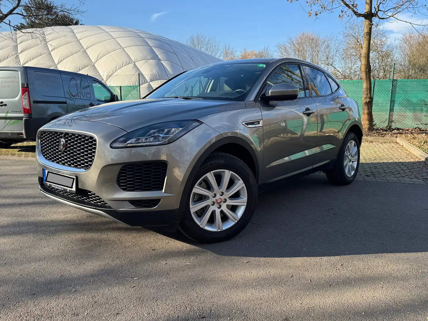 Jaguar E-Pace E-Pace+P300+AWD+Aut.+HSE - 1