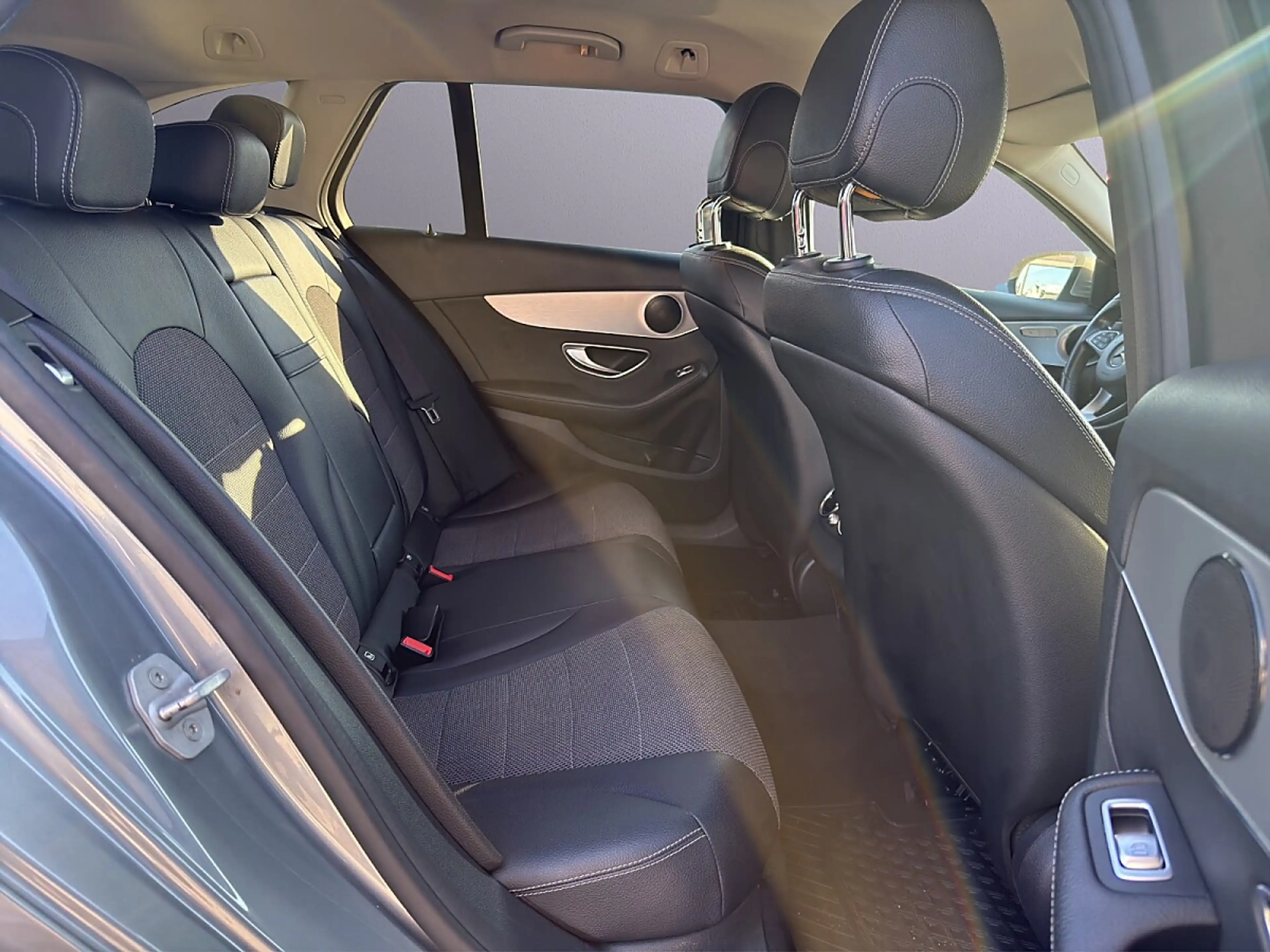 Mercedes-Benz C 220 d Aut. — photo 17