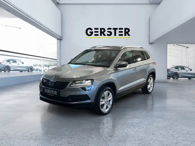 Skoda Karoq 2.0 TDI 4x4 Style 125 ACC AHK LED Navi SHZ