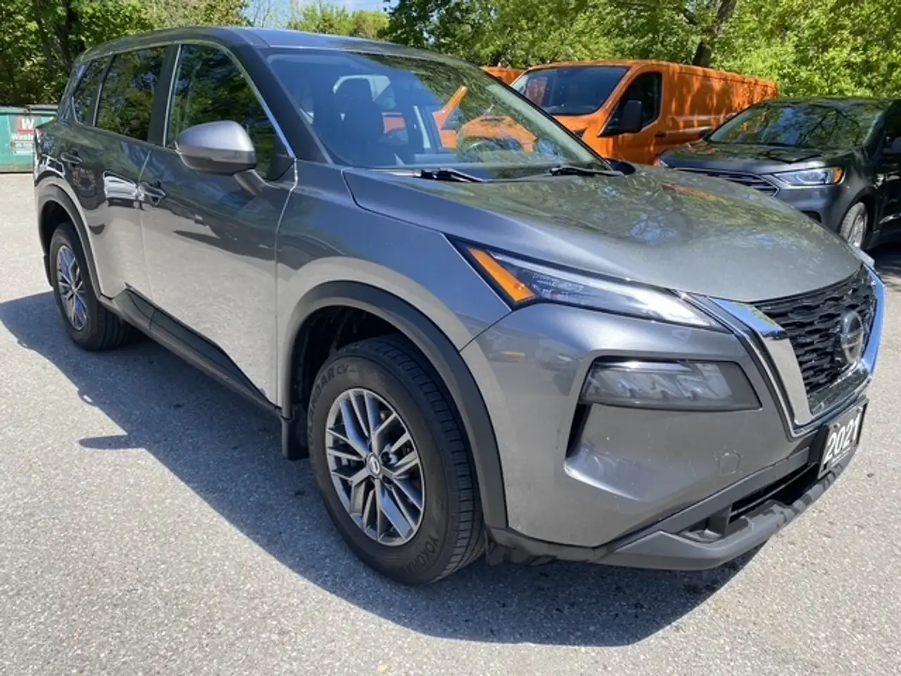 Nissan Rogue снимка Nissan Rogue