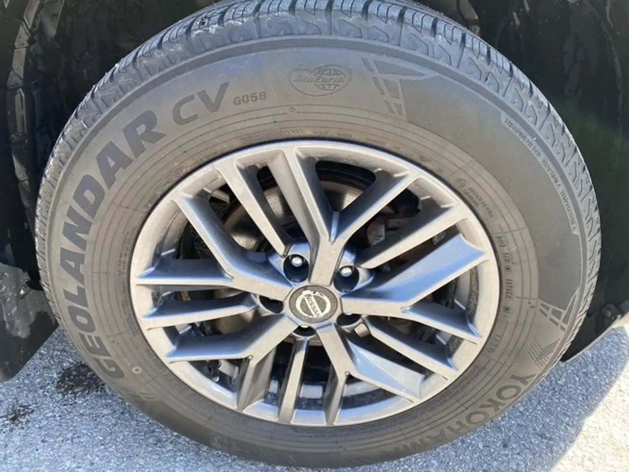 Nissan Rogue снимка Nissan Rogue