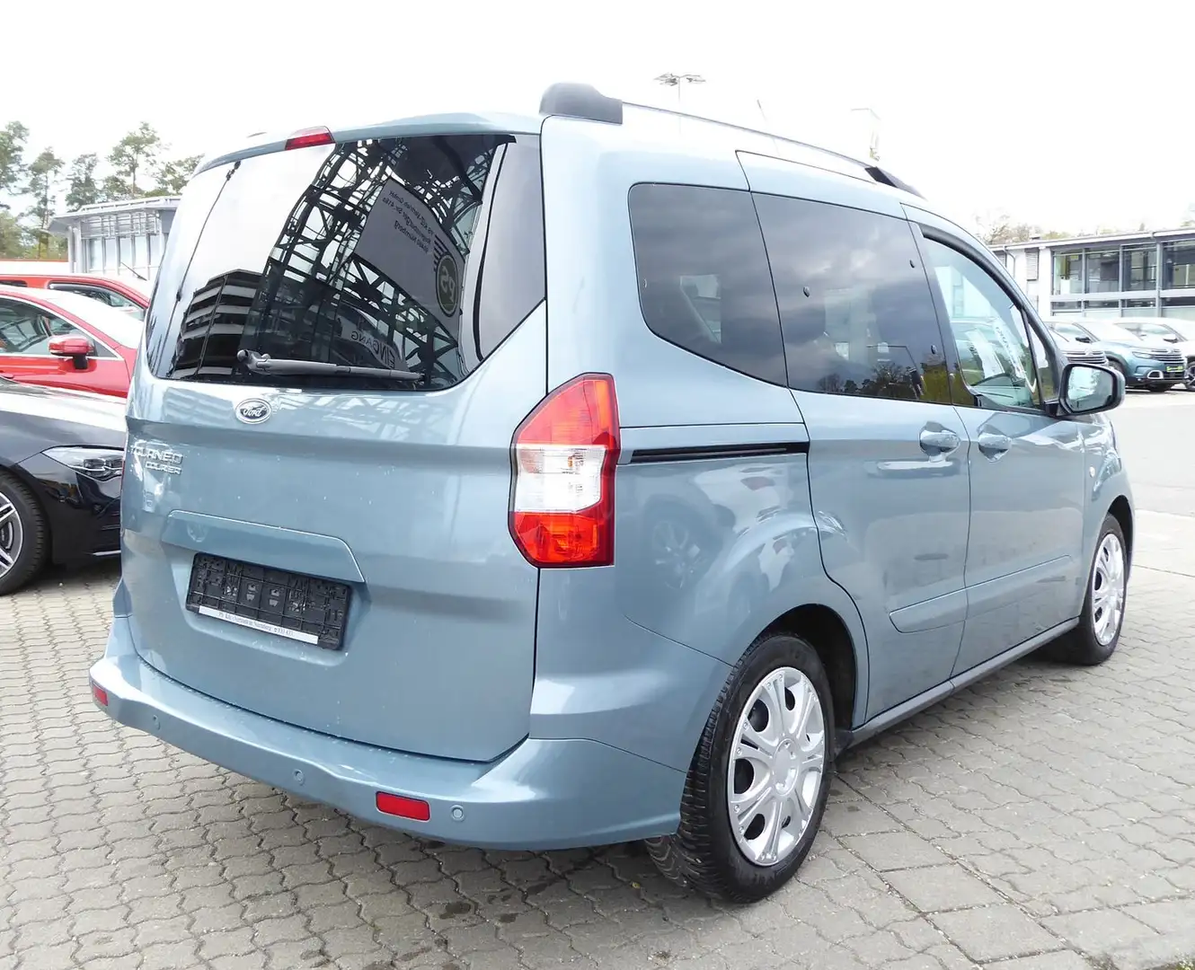 Ford Tourneo Courier 1.0 EcoBoost Titanium Navi PDC Blau - 2