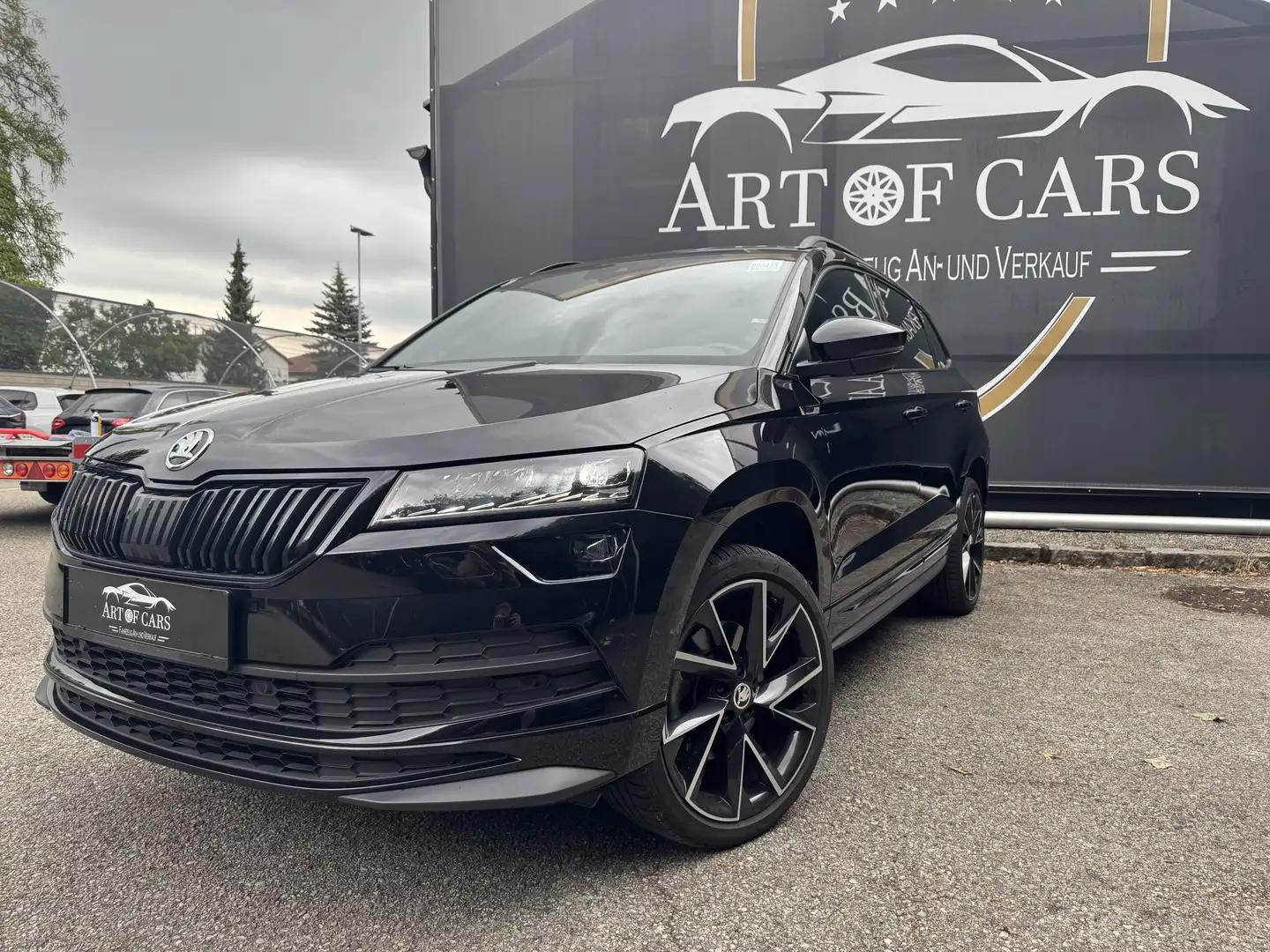 Skoda Karoq Sportline/AHK/SHZ/ACC/LED/ Ab 251 Euro im Monat Schwarz - 1