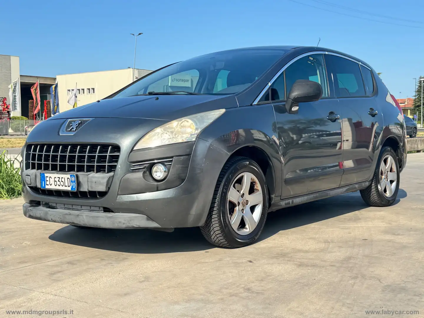 Peugeot 3008 1.6 HDi 110 CV ca. robot. Premium CARROZZERIA DA R Grijs - 1