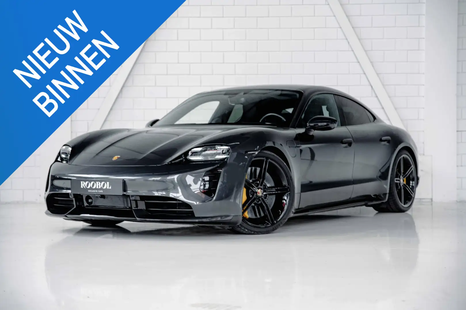 Porsche Taycan Turbo S l Sport Design Carbon l Burmester Gris - 1