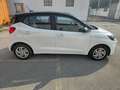 Hyundai i10 1,0 chic Weiß - thumbnail 3