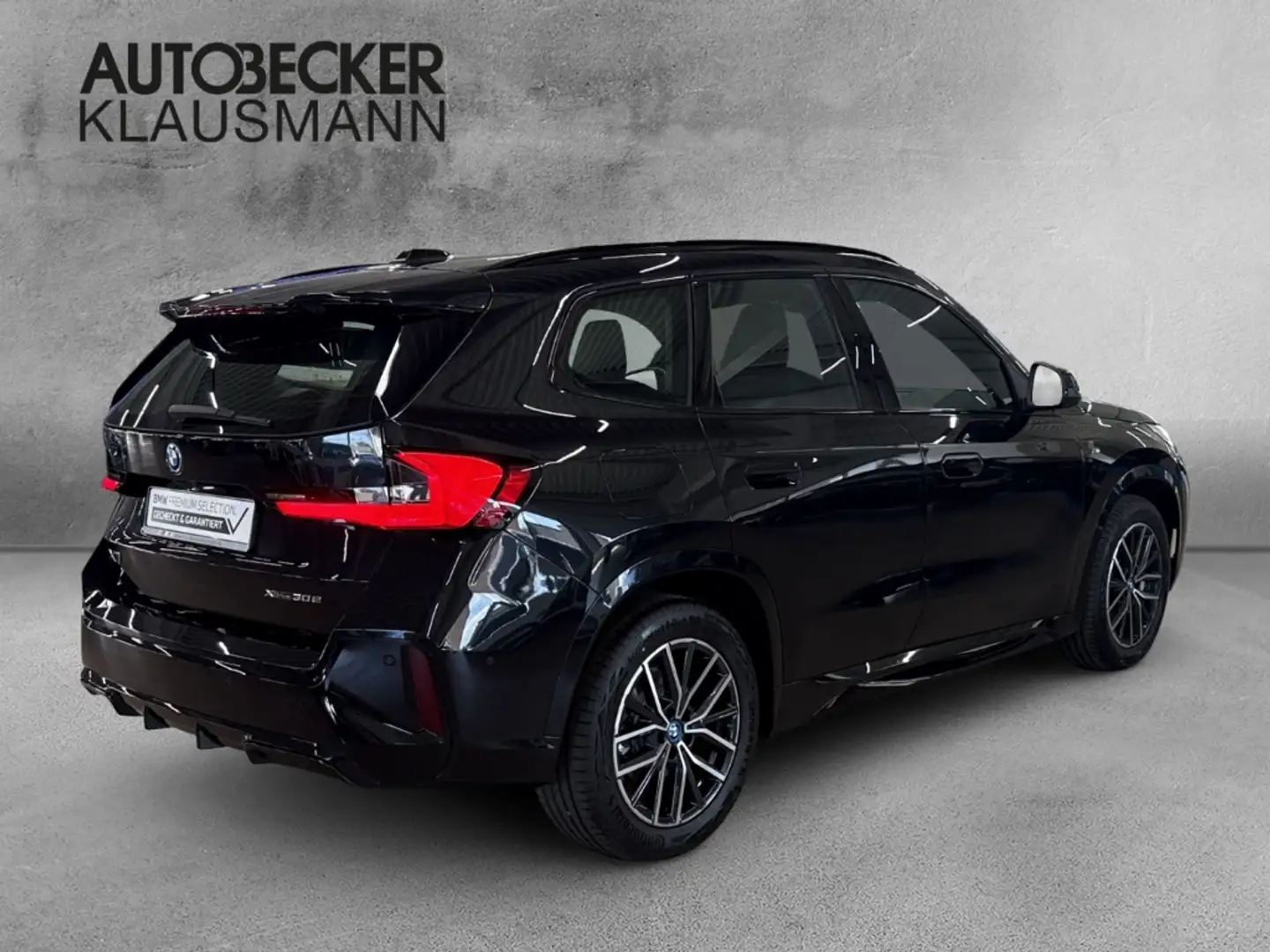 BMW X1 xDRIVE 30e M SPORT AUTOMATIK LC PROF AHK KAMERA Zwart - 2