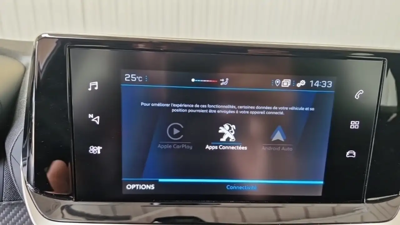 Peugeot 208 208 — photo 17