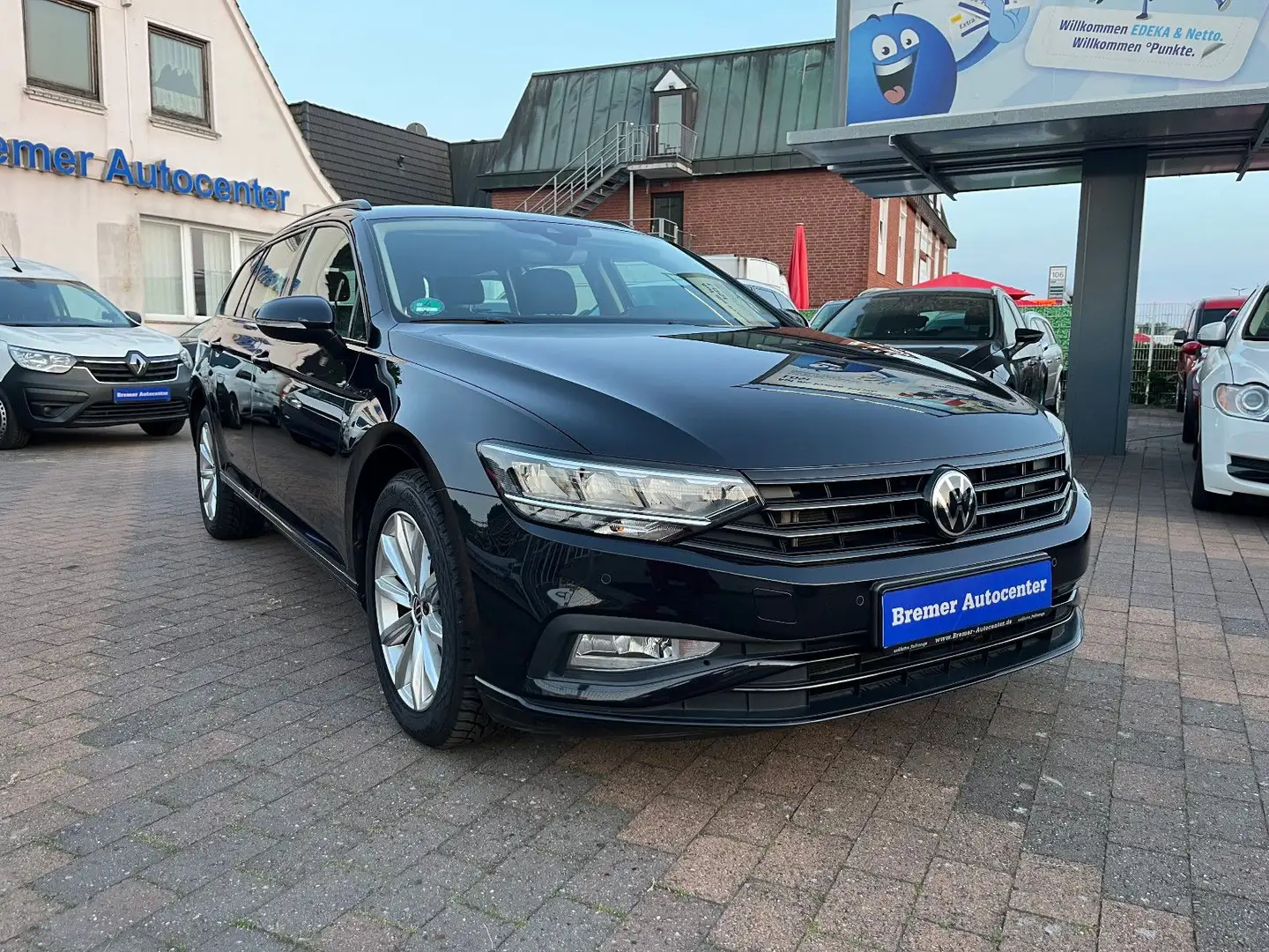 Volkswagen Passat Variant 2,0TDI Busin,1.Hd,,LED,Navi,Kamer Noir - 2