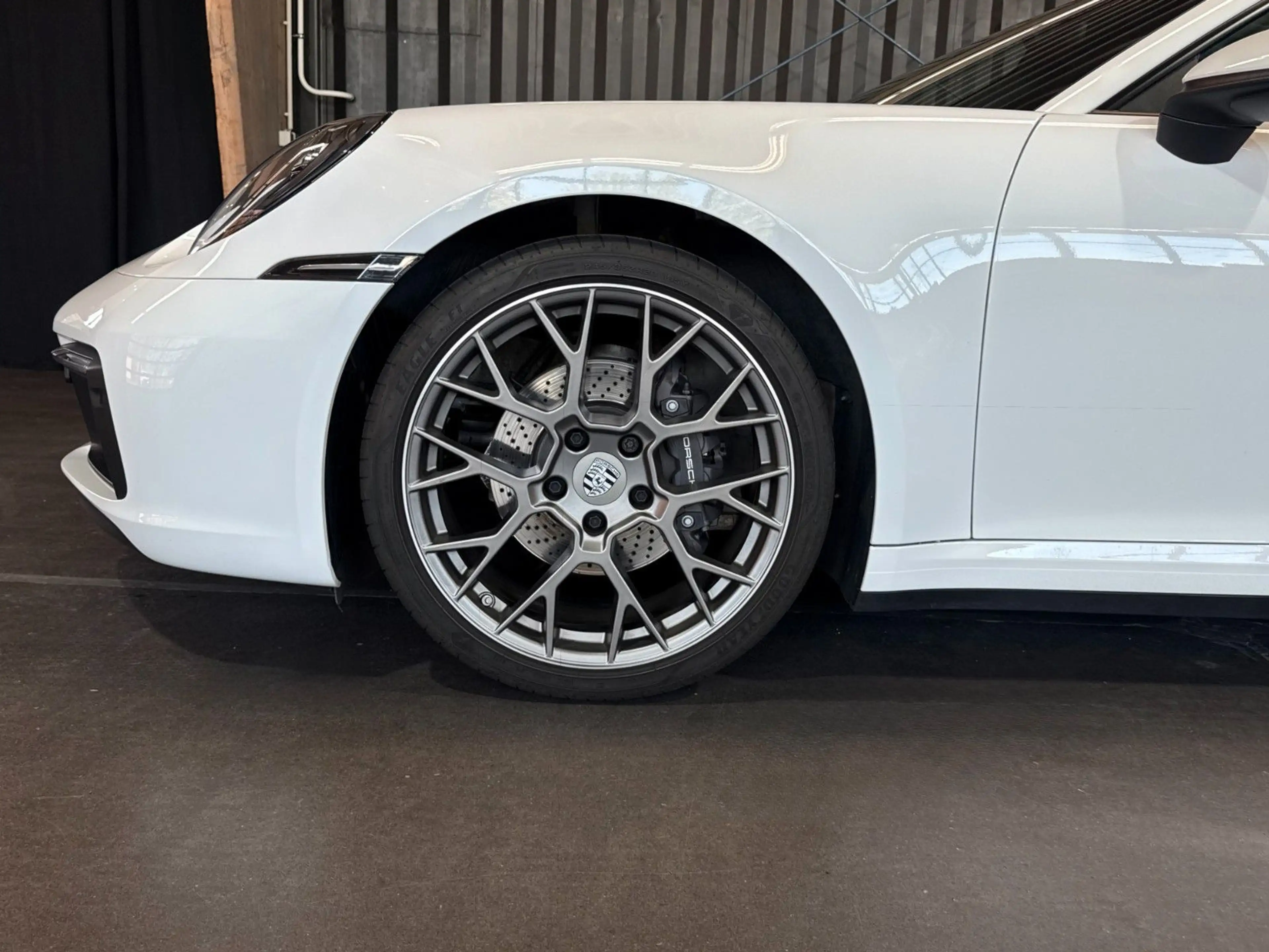 Porsche 911 Carrera (Approved|Sportabgasanlage|CarPlay) — photo 4