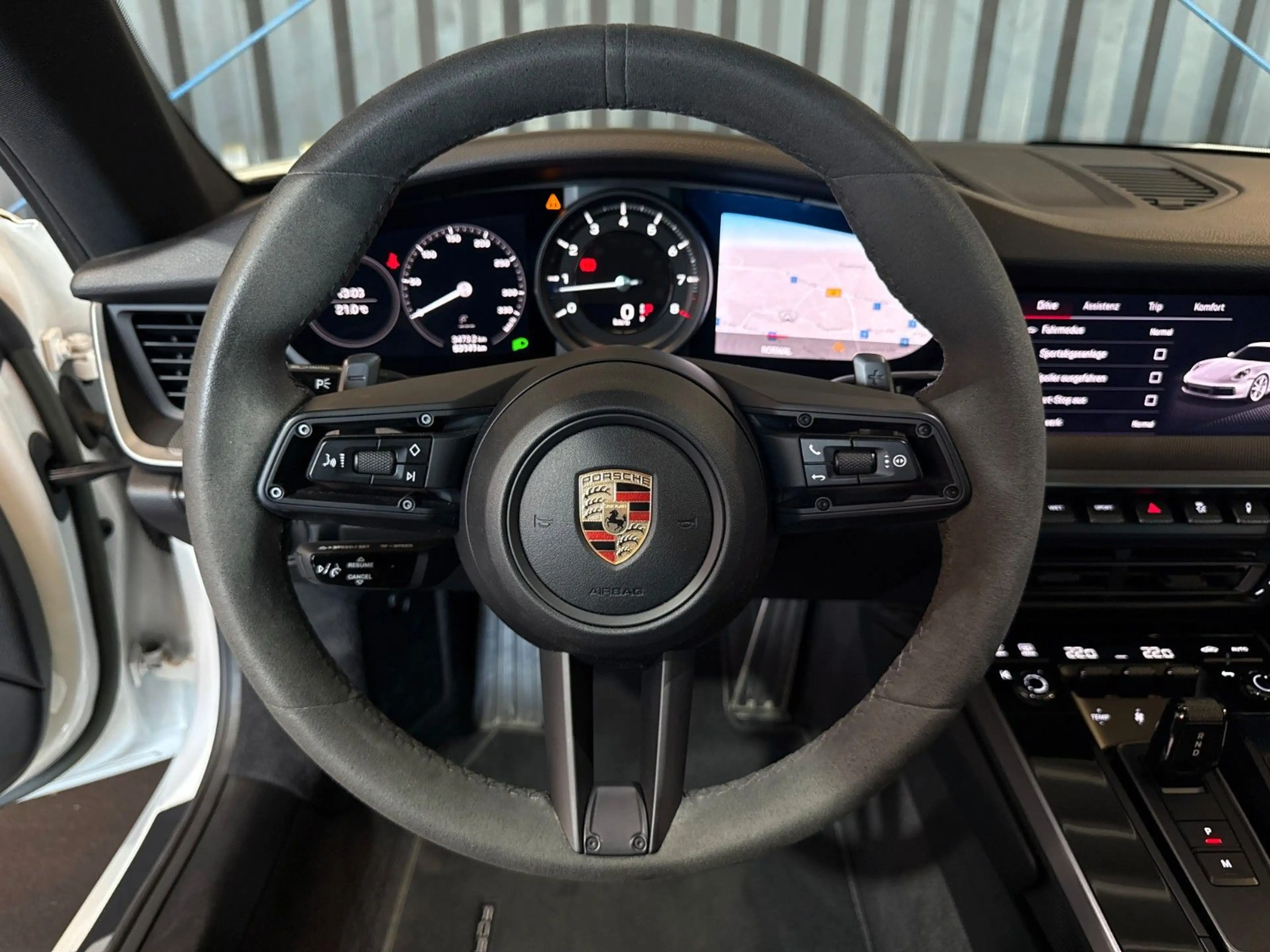Porsche 911 Carrera (Approved|Sportabgasanlage|CarPlay) — photo 10