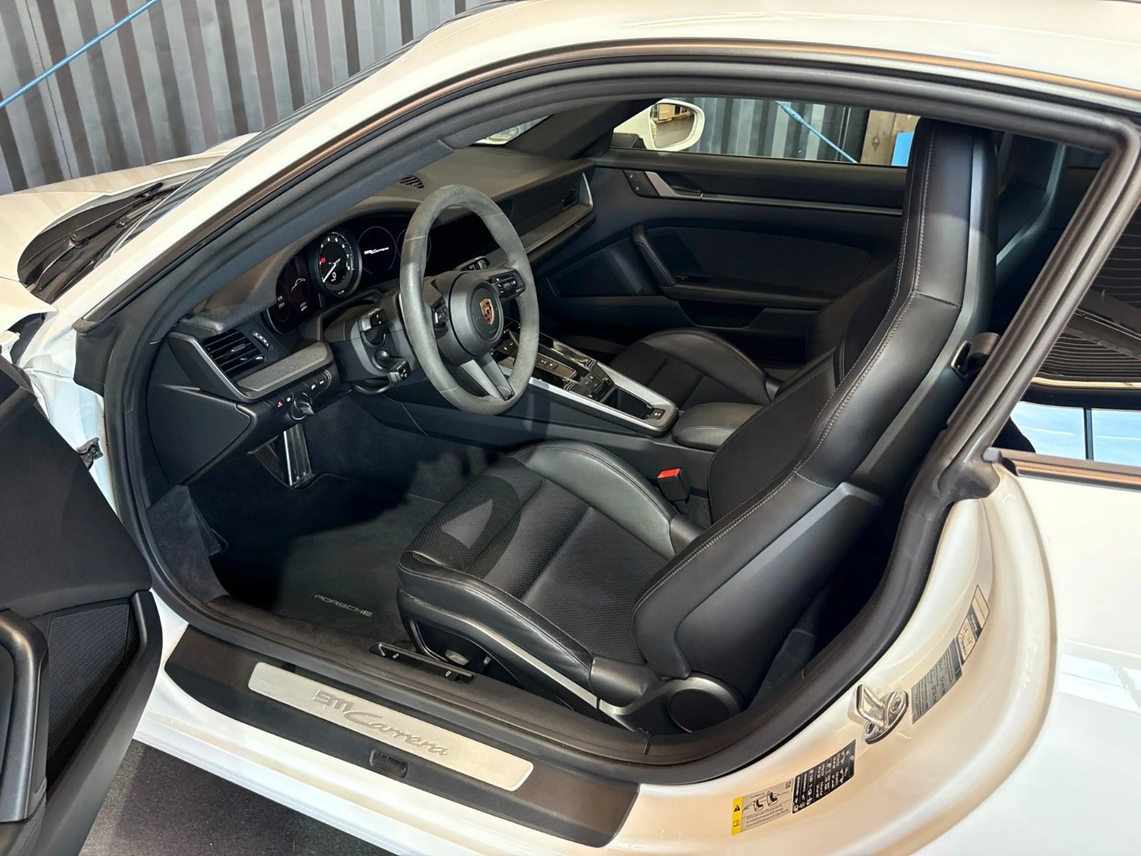 Porsche 911 Carrera (Approved|Sportabgasanlage|CarPlay) — photo 8