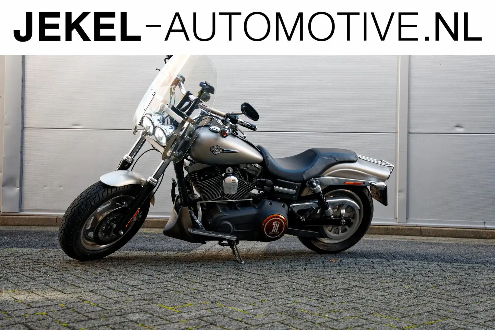 Harley-Davidson Dyna Fat Bob 96 FXDF Šedá - 1