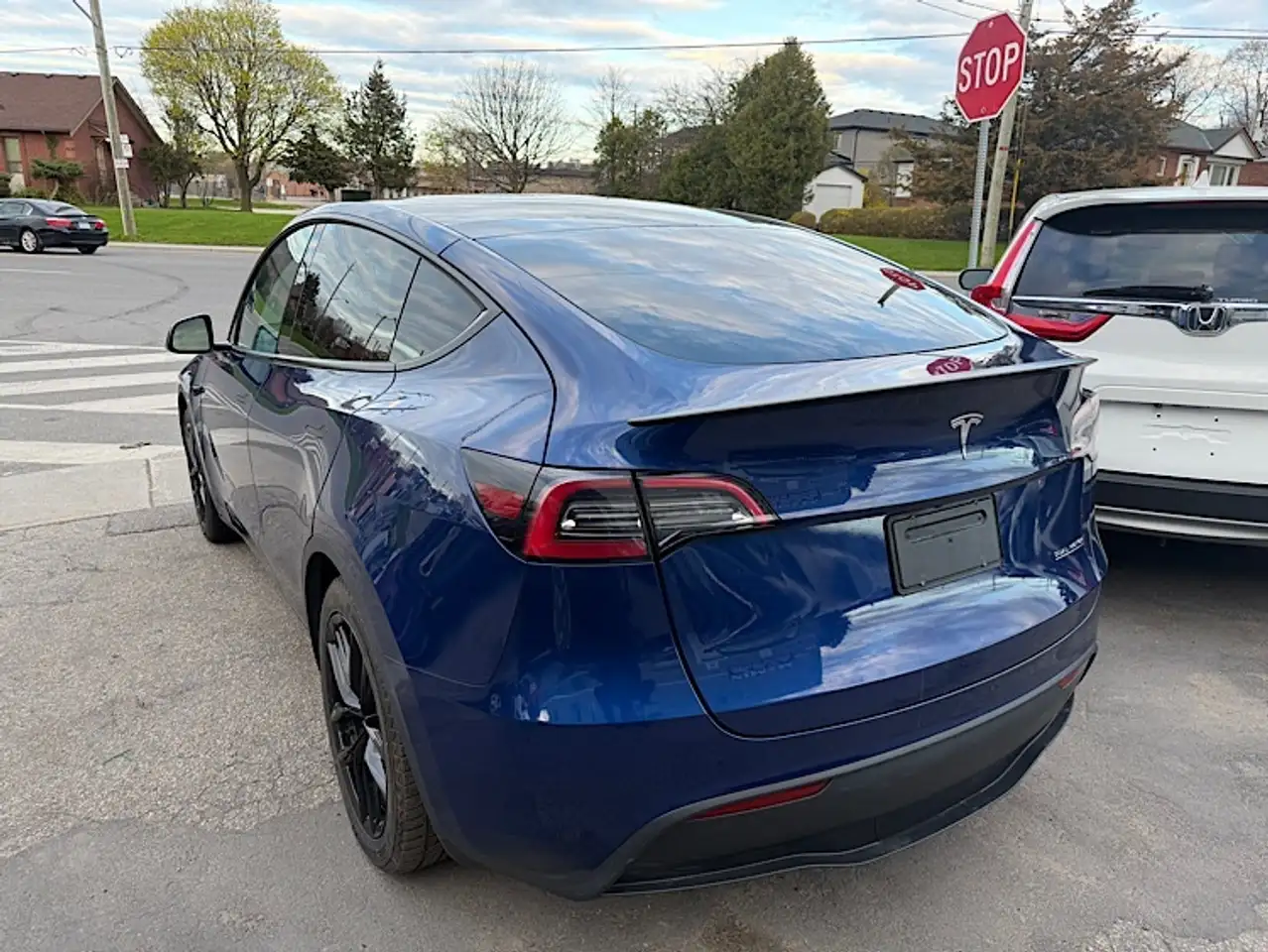 Tesla Model Y снимка Tesla Model Y