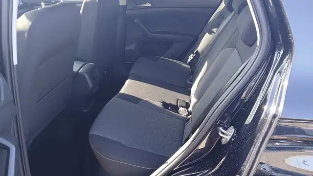 Volkswagen T-Cross view 10
