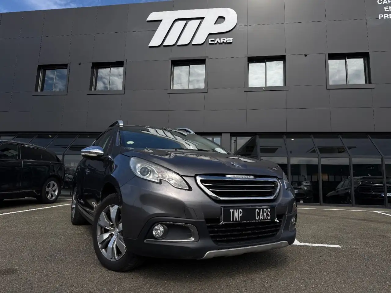 Peugeot 2008 1.6 E-HDI 115 FELINE