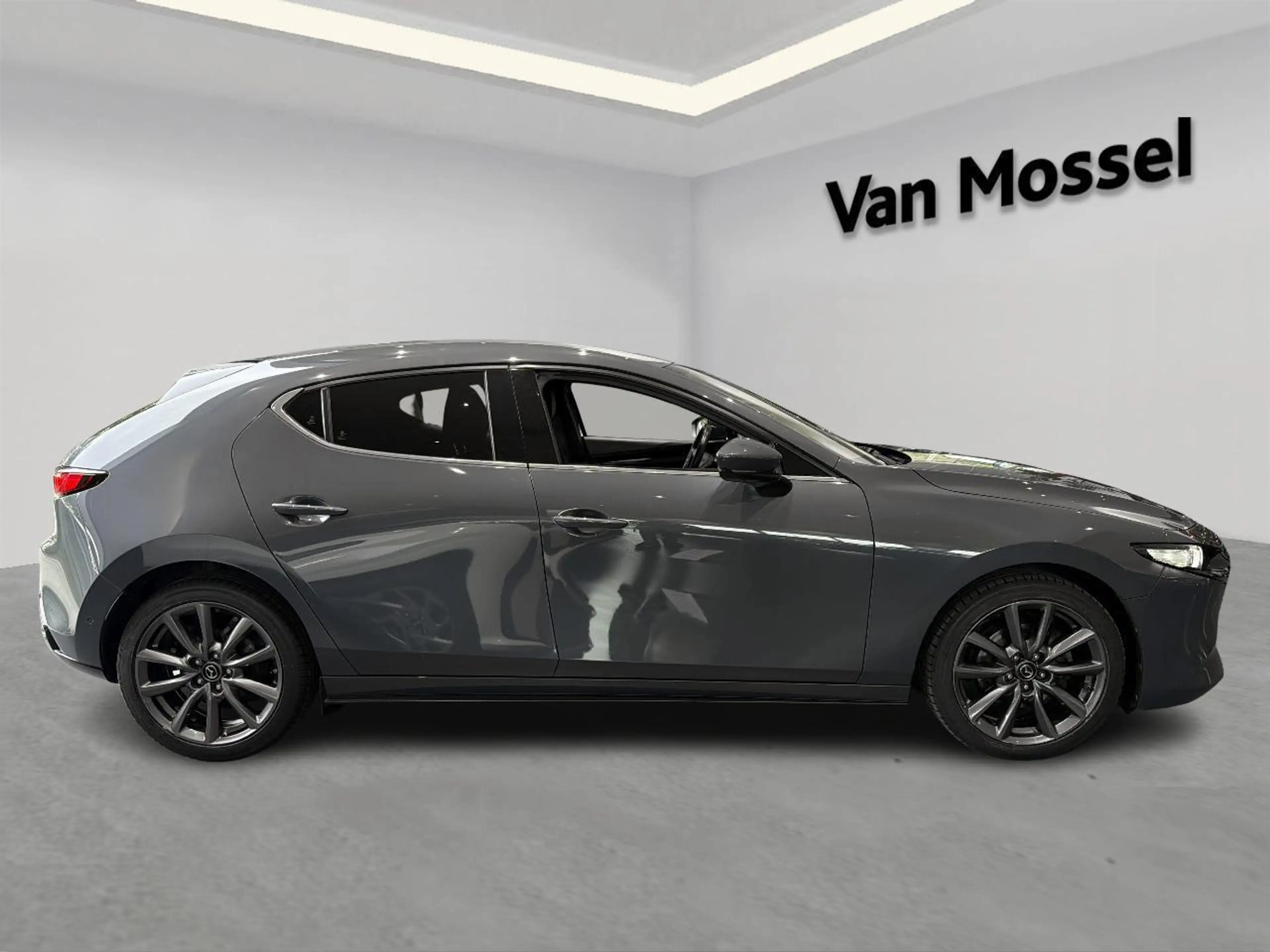 Mazda 3 Hatchback 2.0 Skyactiv-G 90kW Skydrive Sport — photo 5