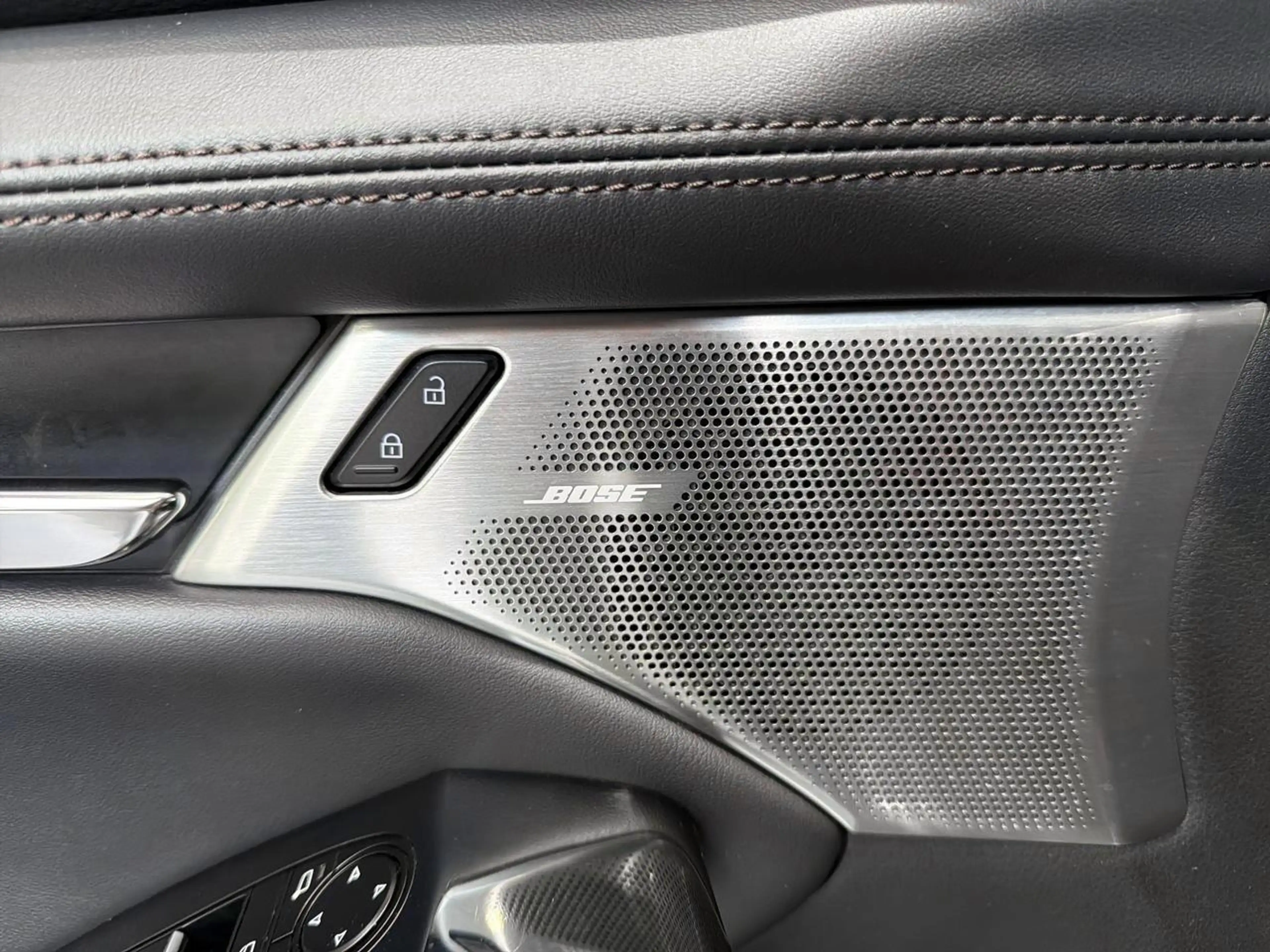 Mazda 3 Hatchback 2.0 Skyactiv-G 90kW Skydrive Sport — photo 14