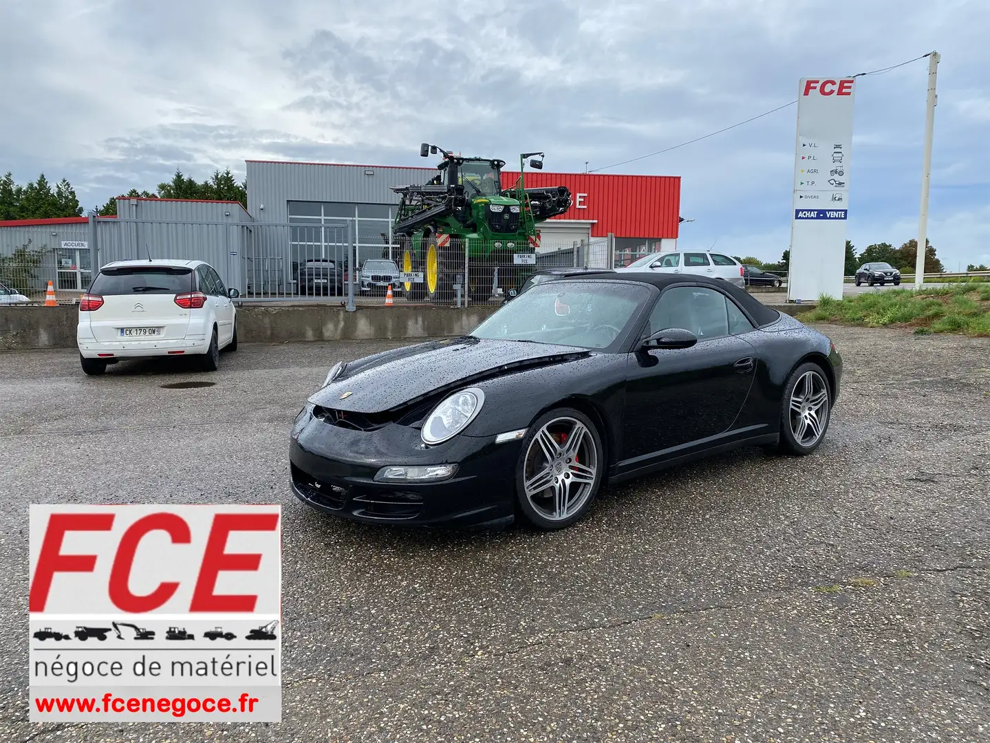 Porsche 911 911 3.8I Carrera 4S Cabriolet  endommagé Schwarz - 1